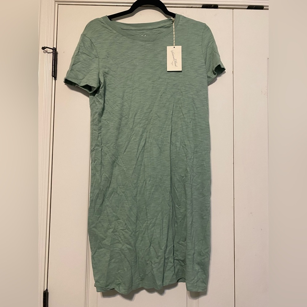 Green tshirt dress